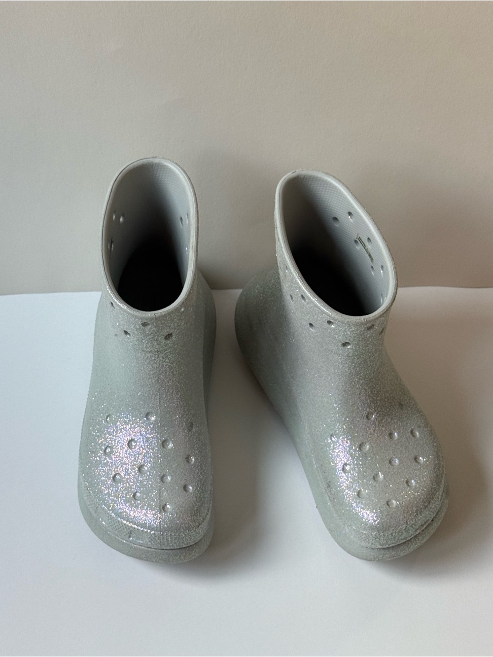 CROCS Classic  Glitter  Crush Rain Boots in Silver Size:7